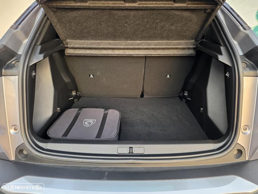 Peugeot e-2008 50 kWh Active Pack - 17