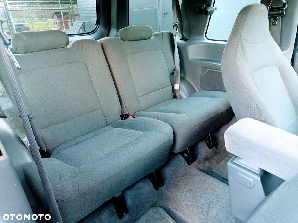 Ford Explorer - 9