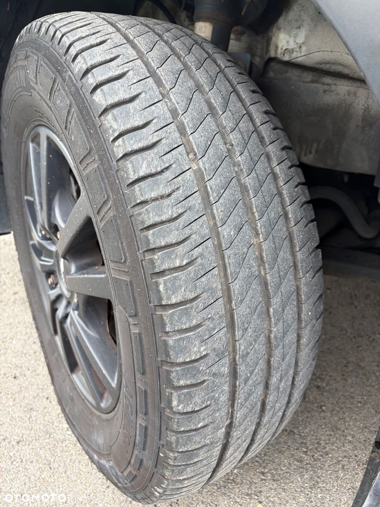 Ford Transit - 15