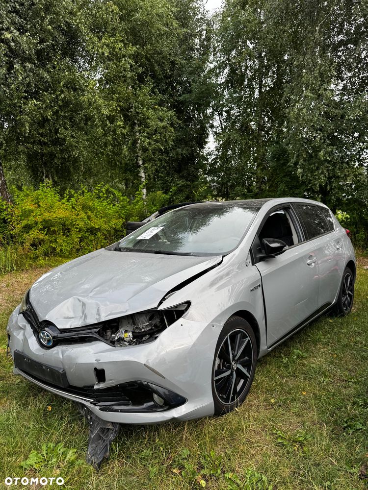 Toyota Auris - 1