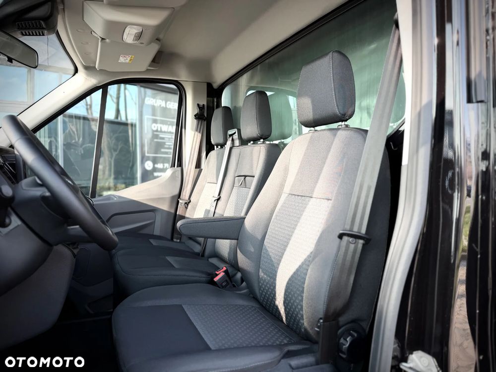 Ford Transit - 24
