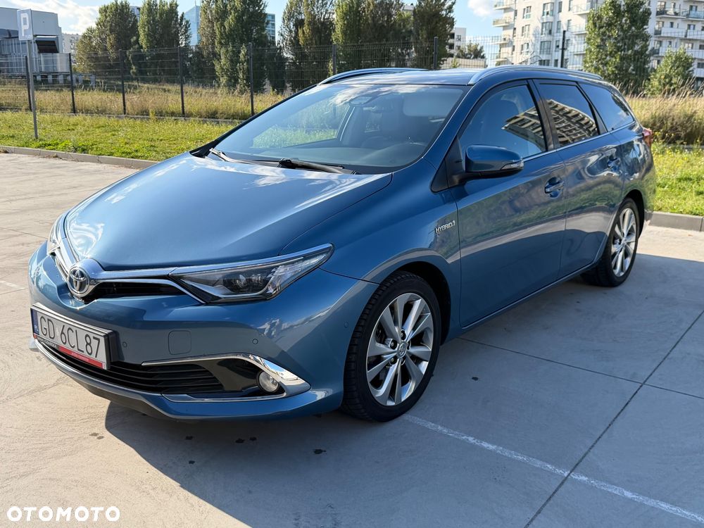 Toyota Auris - 2
