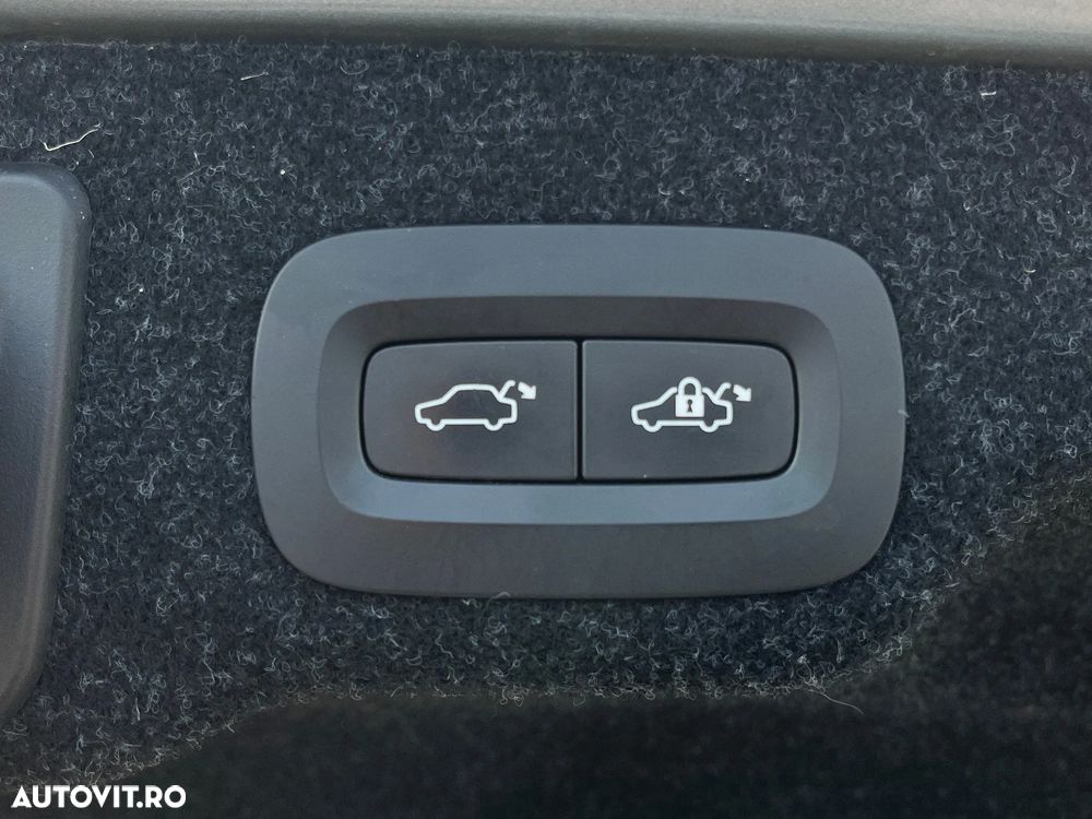 Volvo S90 - 29