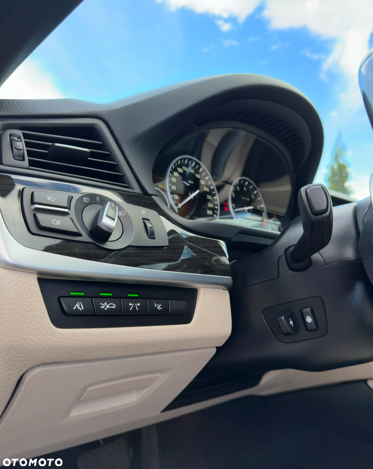 BMW Seria 5 535i xDrive - 11