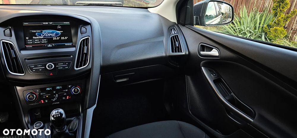 Ford Focus 1.0 EcoBoost Start-Stopp-System SYNC Edition - 8