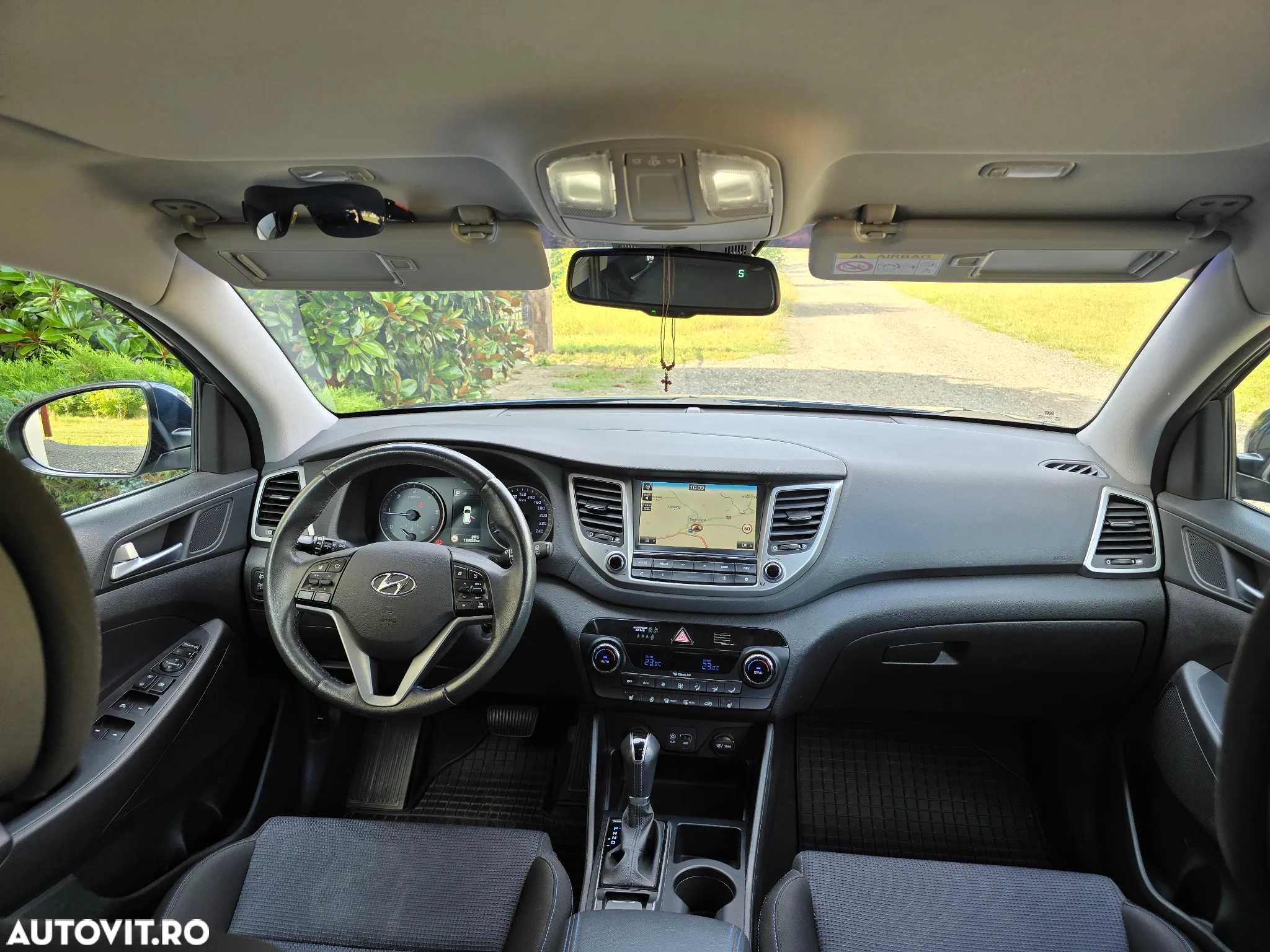 Hyundai Tucson blue 1.7 CRDi 2WD DCT Advantage - 8