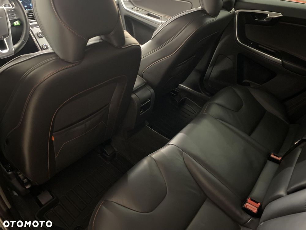 Volvo XC 60 - 12