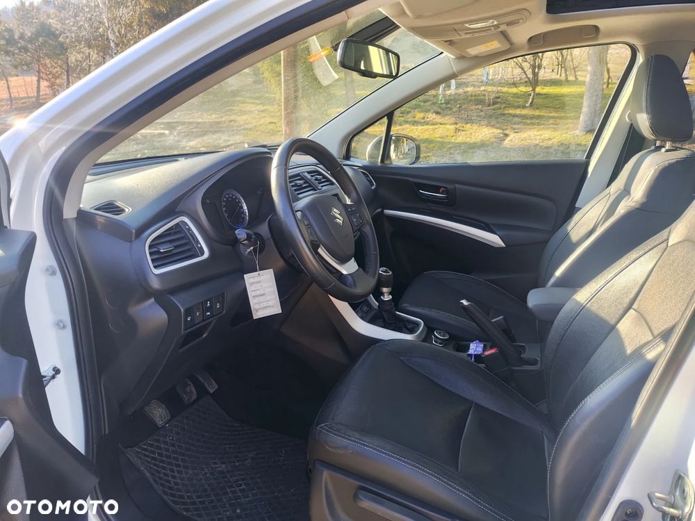 Suzuki SX4 S-Cross 1.6 DDiS 4x4 limited+ - 14