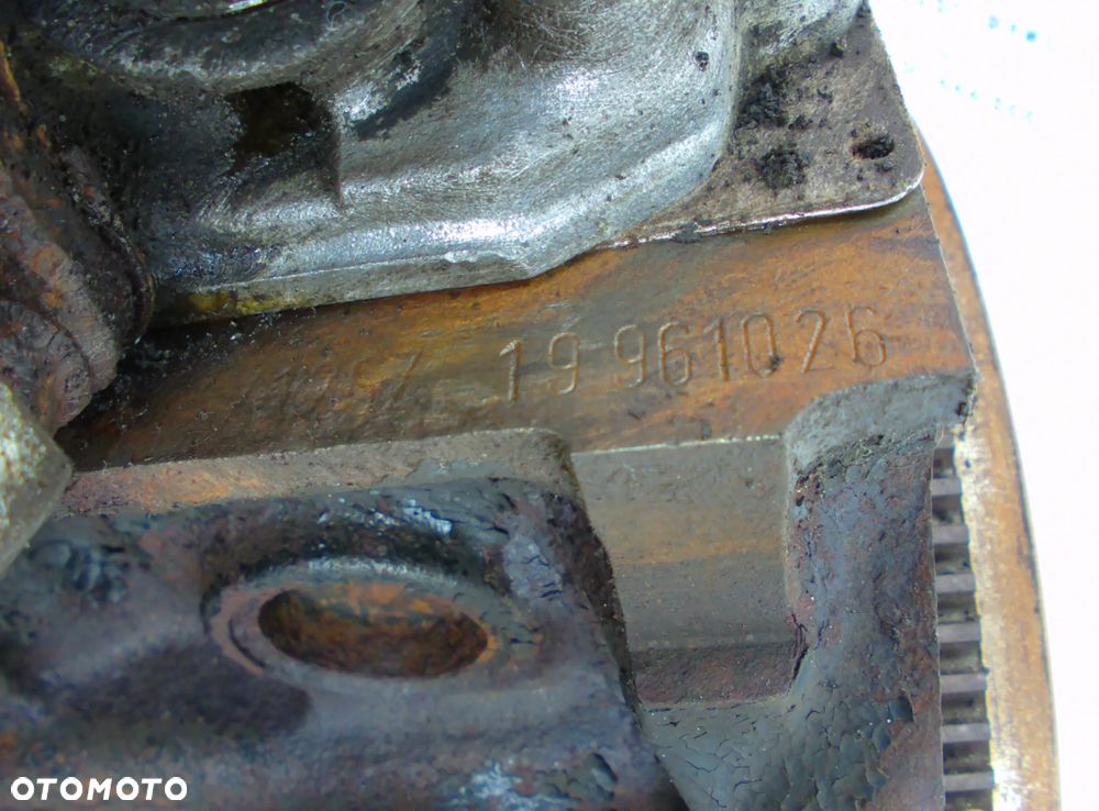 Silnik Opel 1.2 8V X12SZ Głowica Kolektor Części - 6