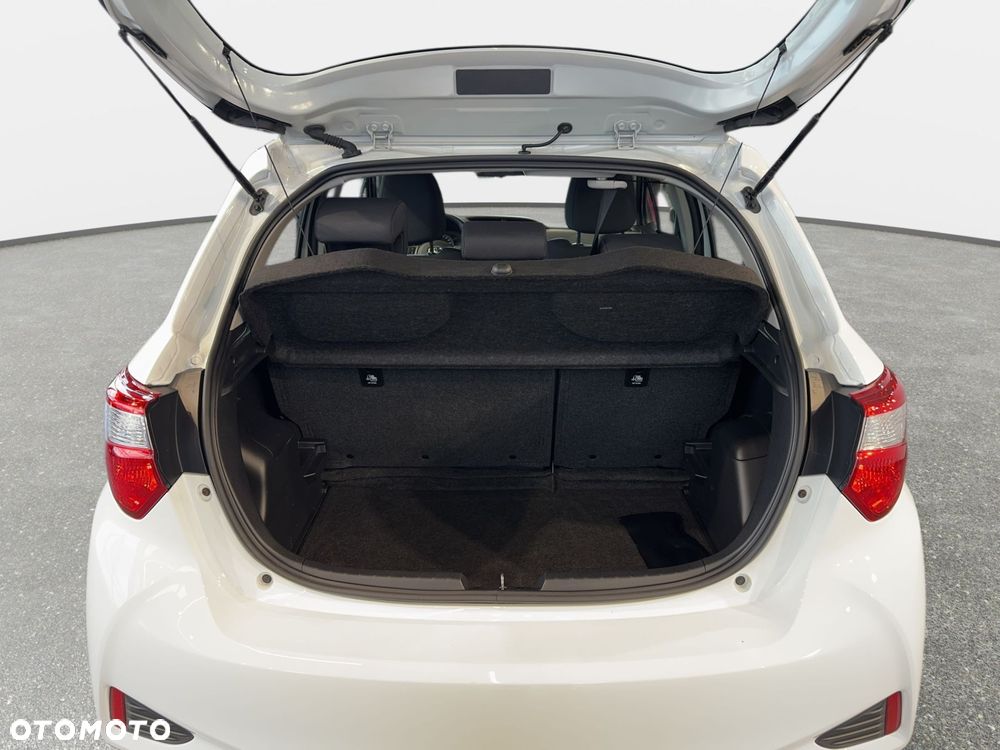 Toyota Yaris - 13