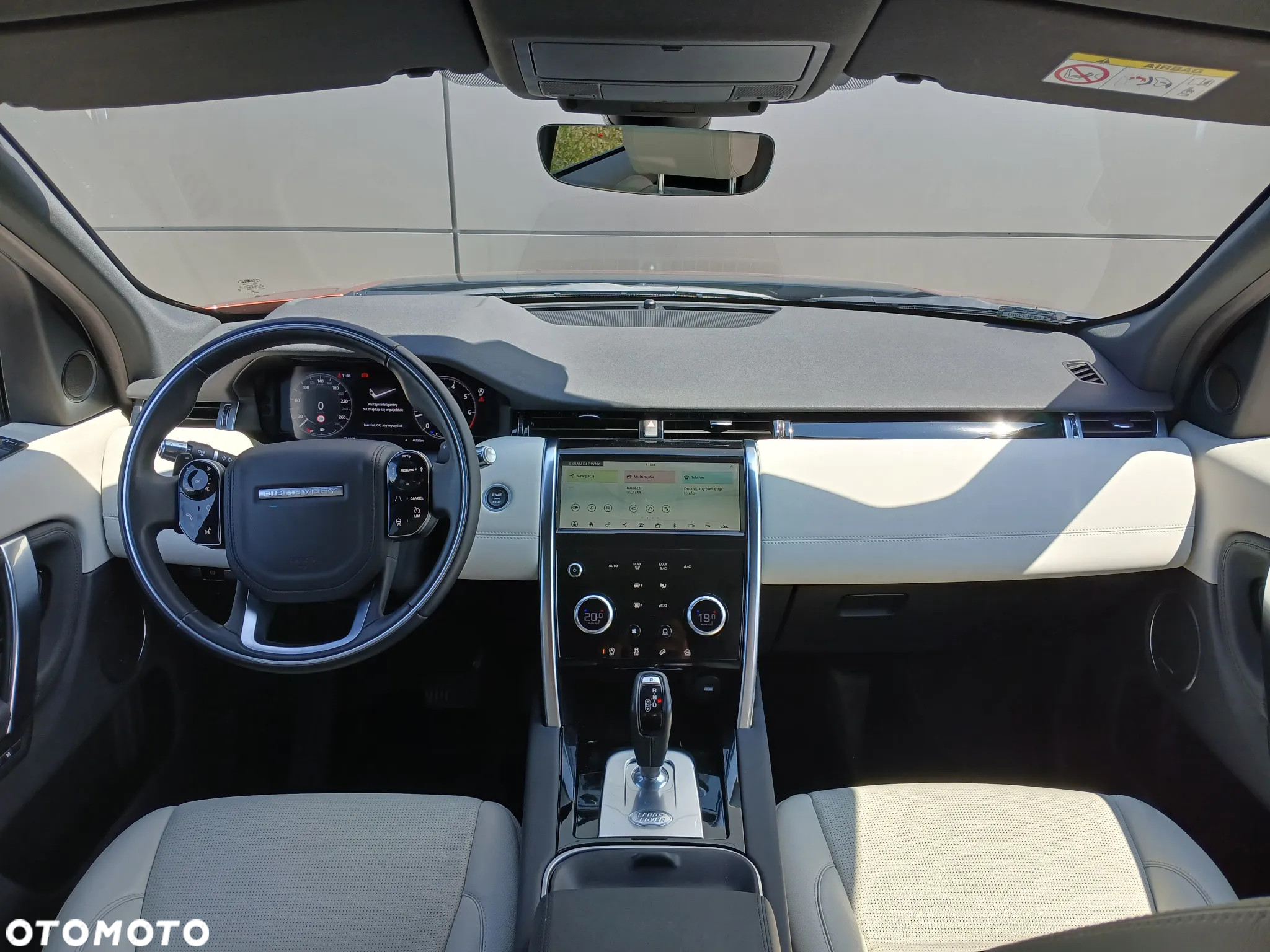 Land Rover Discovery Sport 2.0 Si4 SE - 11