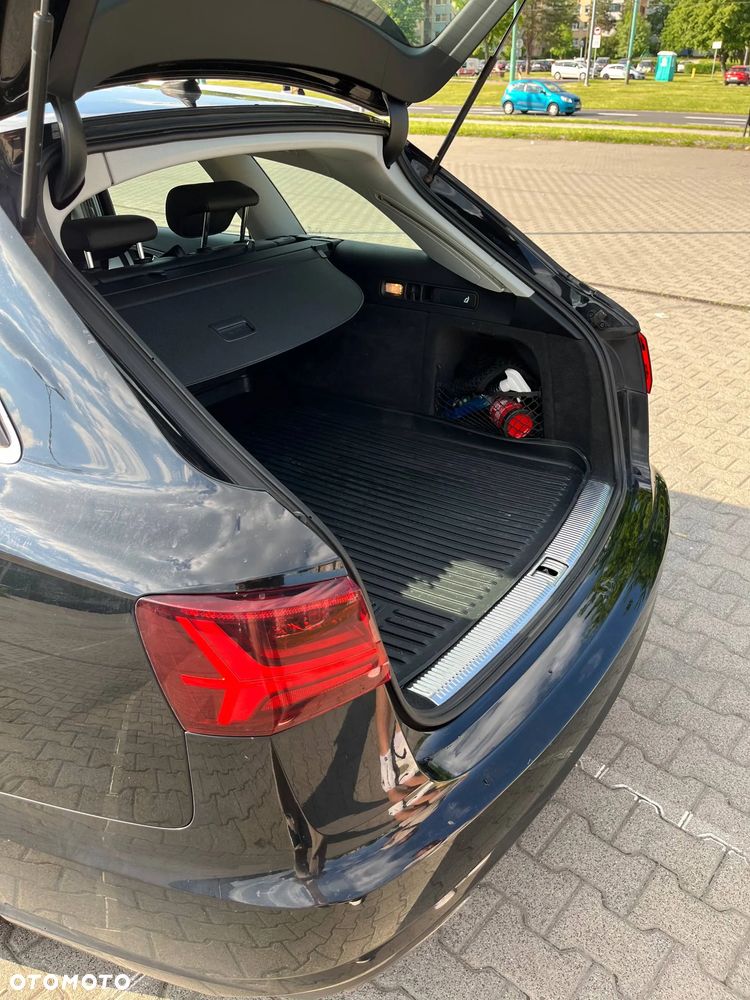 Audi A6 Avant 3.0 TDI quattro S tronic - 13