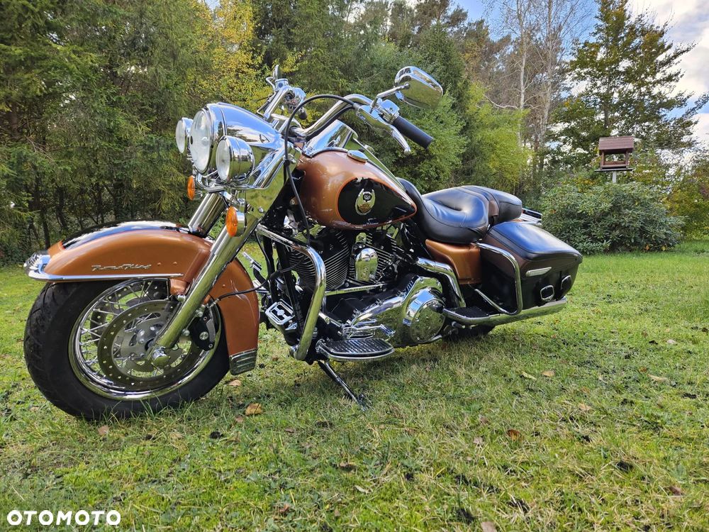 Harley-Davidson Touring Road King - 2