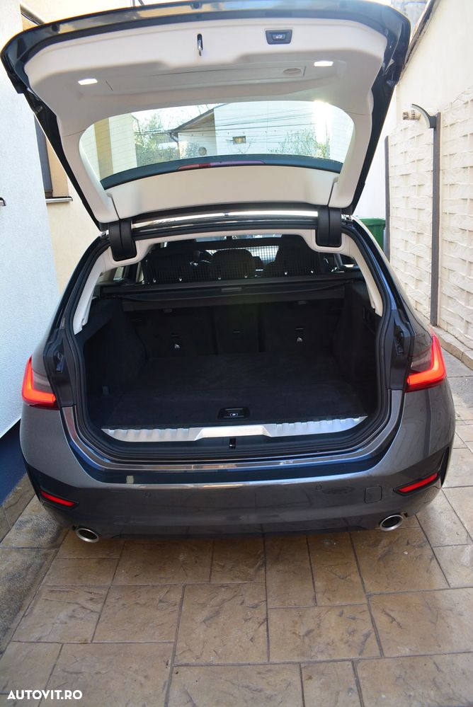 BMW Seria 3 330e Aut. Sport Line - 10