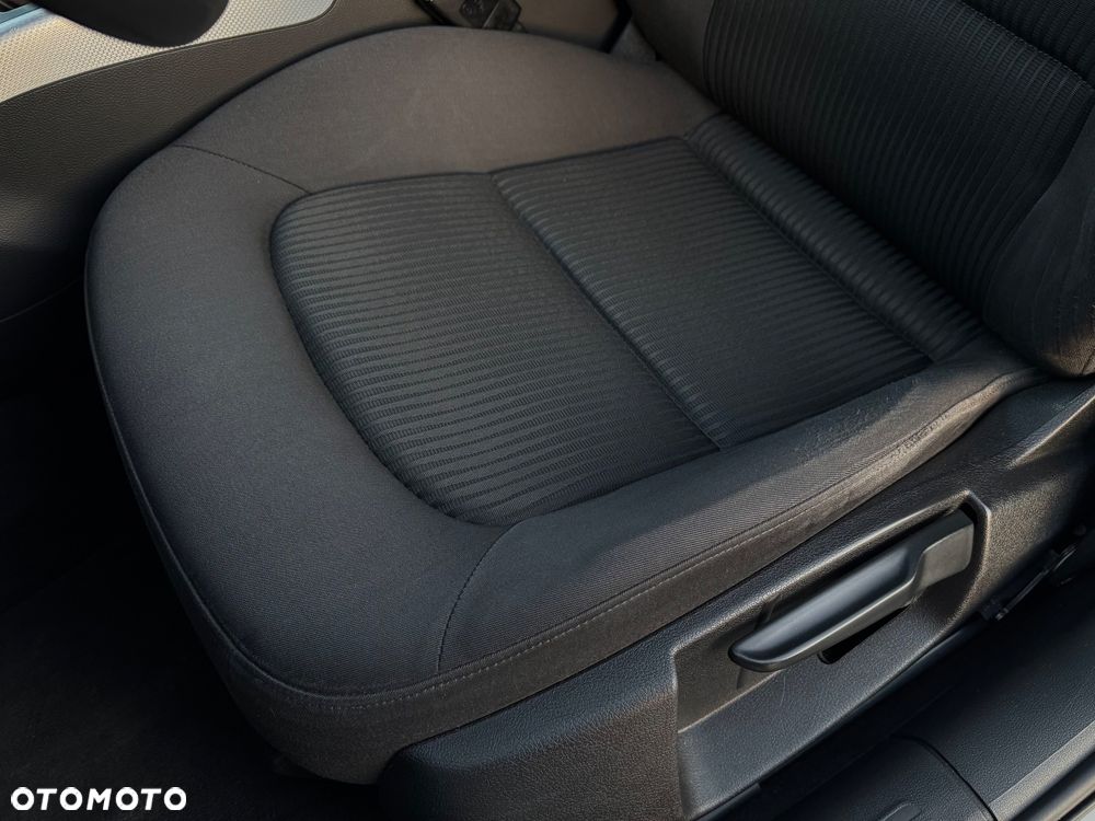 Audi A4 Avant 2.0 TDI Quattro - 15