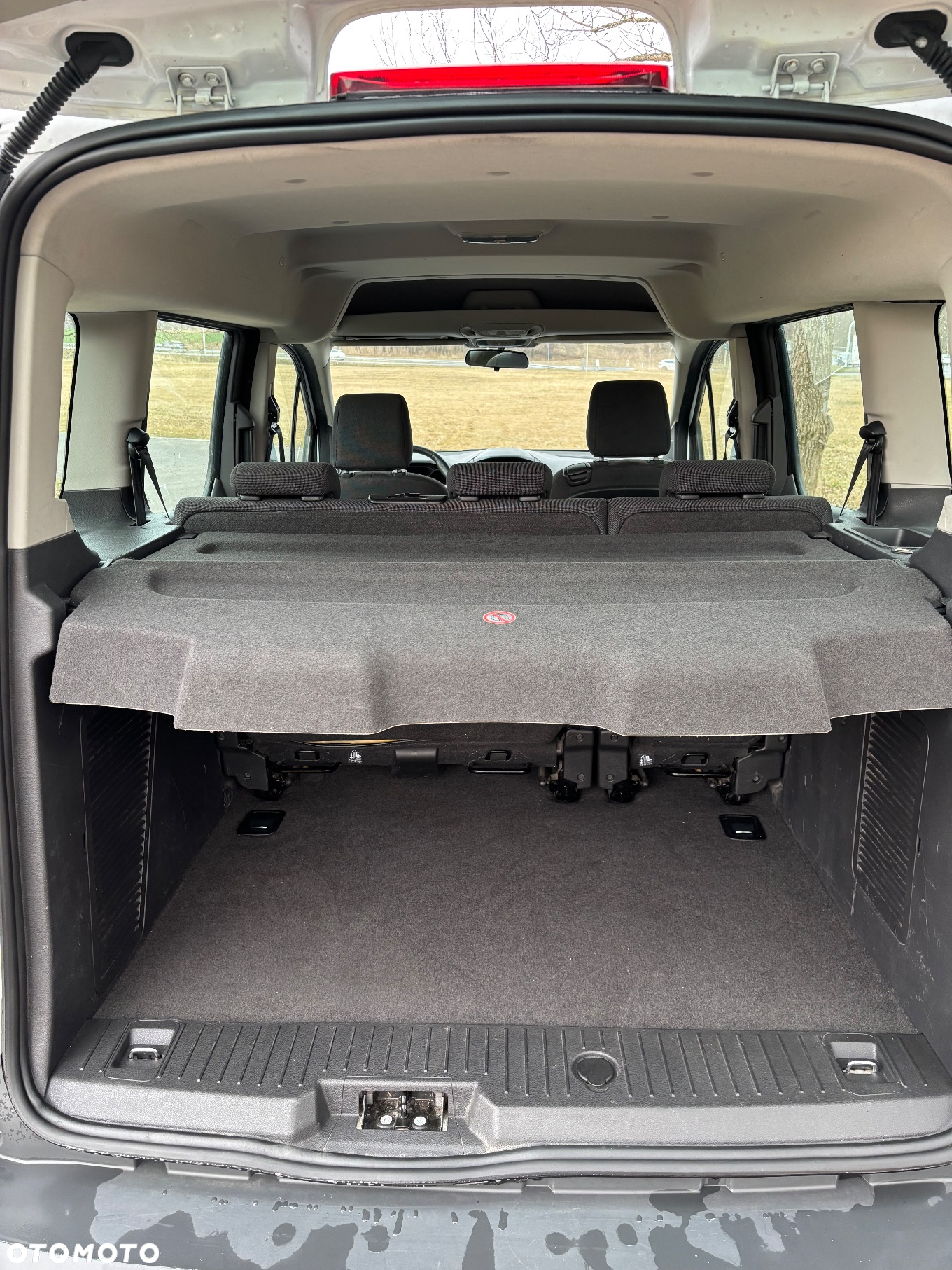 Ford Tourneo Connect 1.0 EcoBoost Start-Stop Ambiente - 4