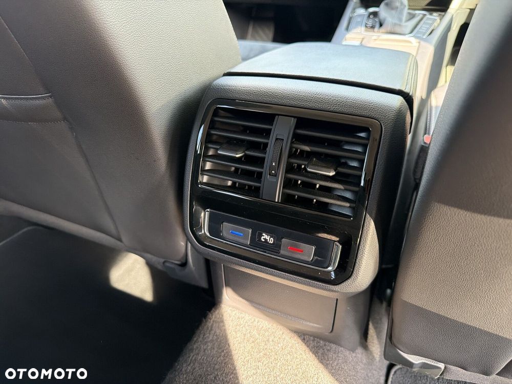 Volkswagen Passat 2.0 TDI EVO Elegance DSG - 33