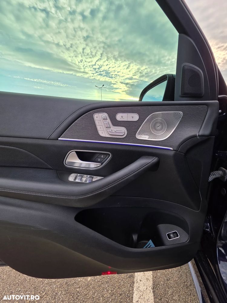 Mercedes-Benz GLE - 24