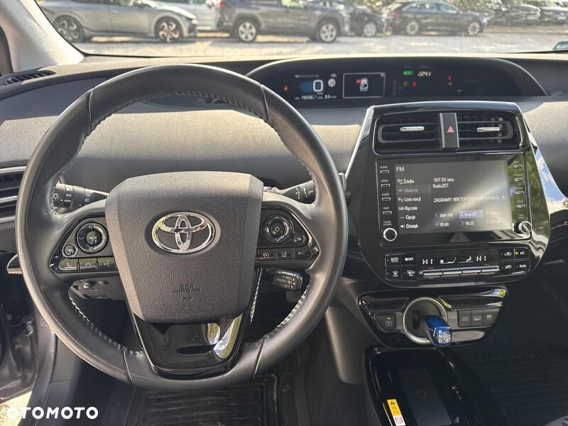 Toyota Prius - 10