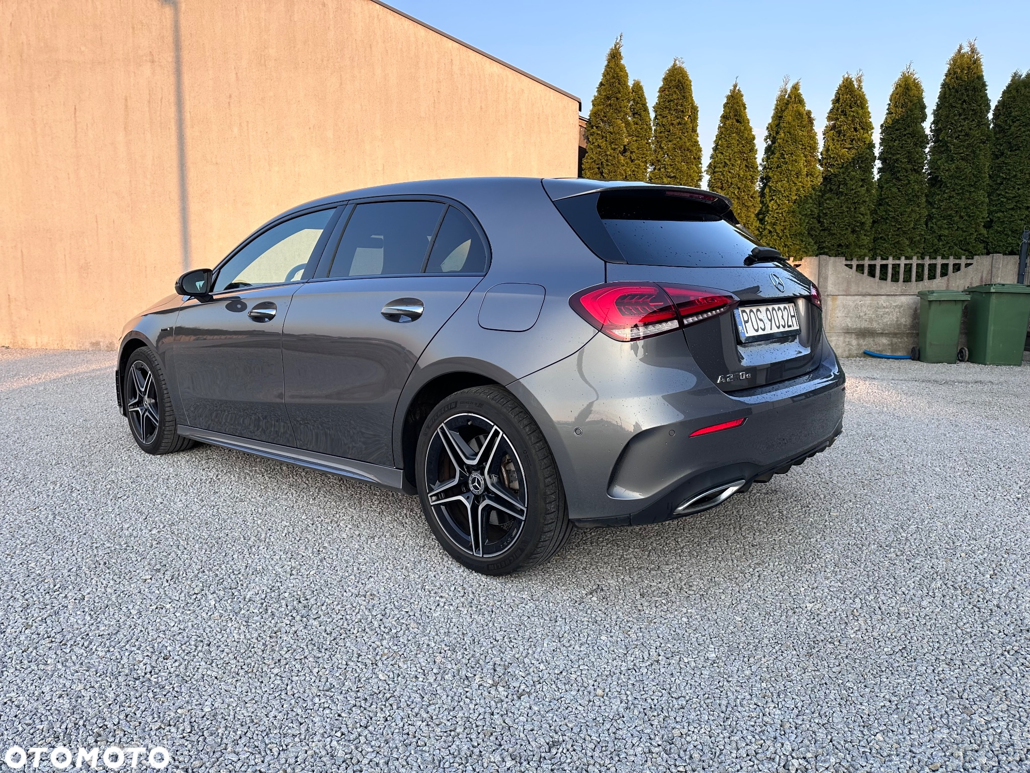 Mercedes-Benz Klasa A 250 e PHEV AMG Line 8G-DCT - 3