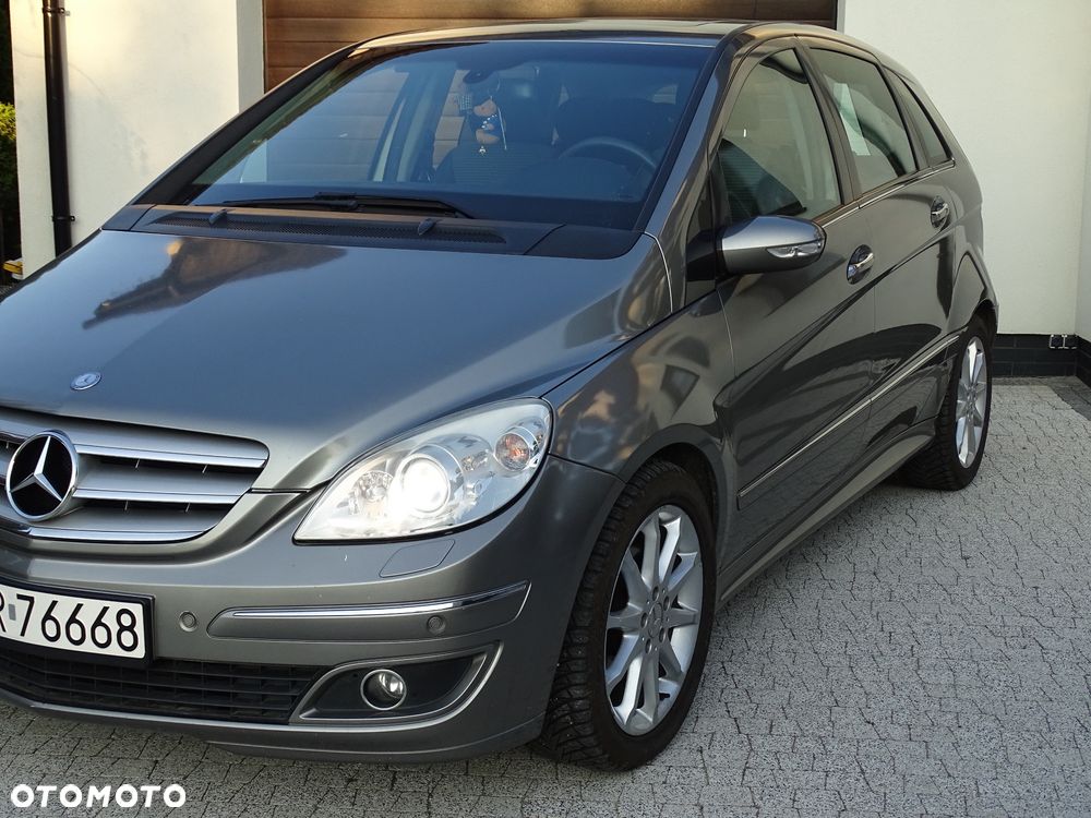Mercedes-Benz Klasa B 200 CDI Special Edition - 4