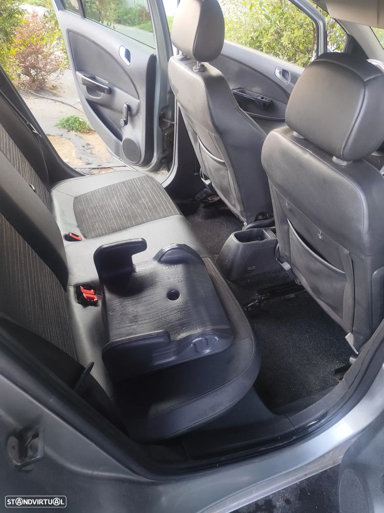Opel Corsa 1.3 CDTi Enjoy - 7
