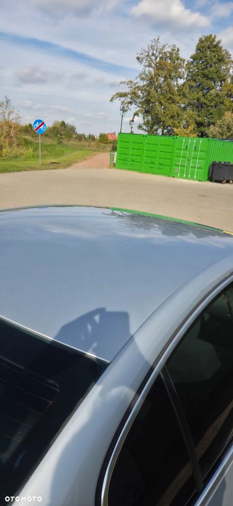 Volkswagen Passat - 20