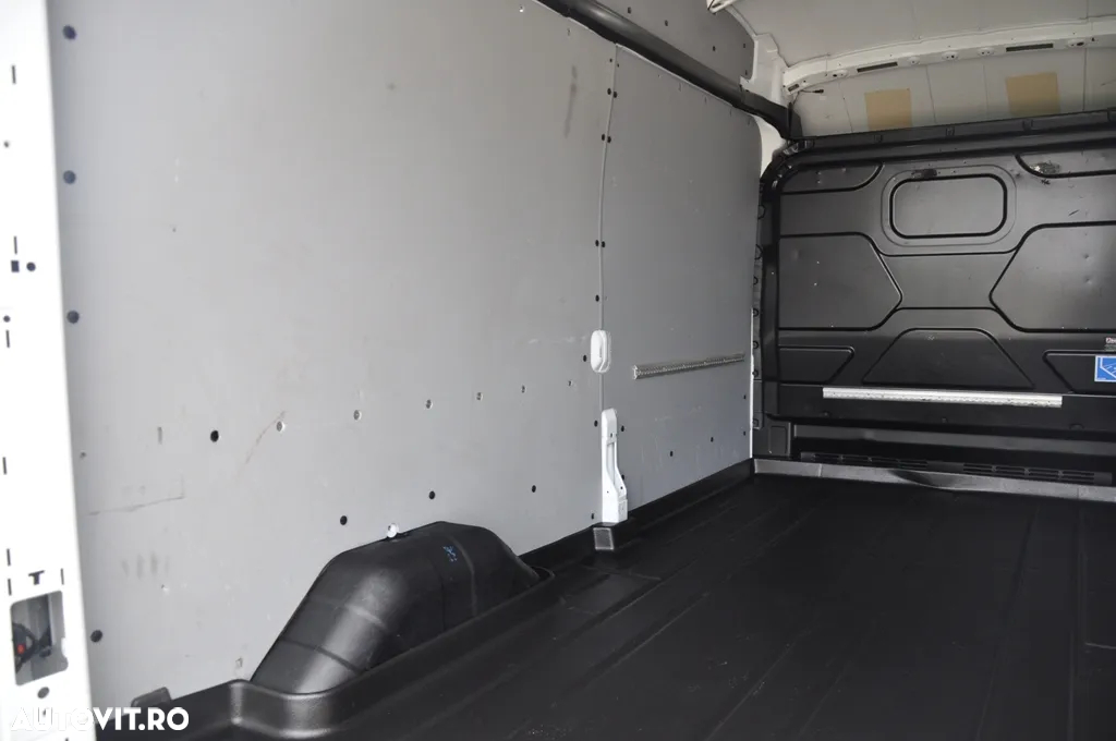 Ford Transit L3H3 Van 3 Locuri - 10