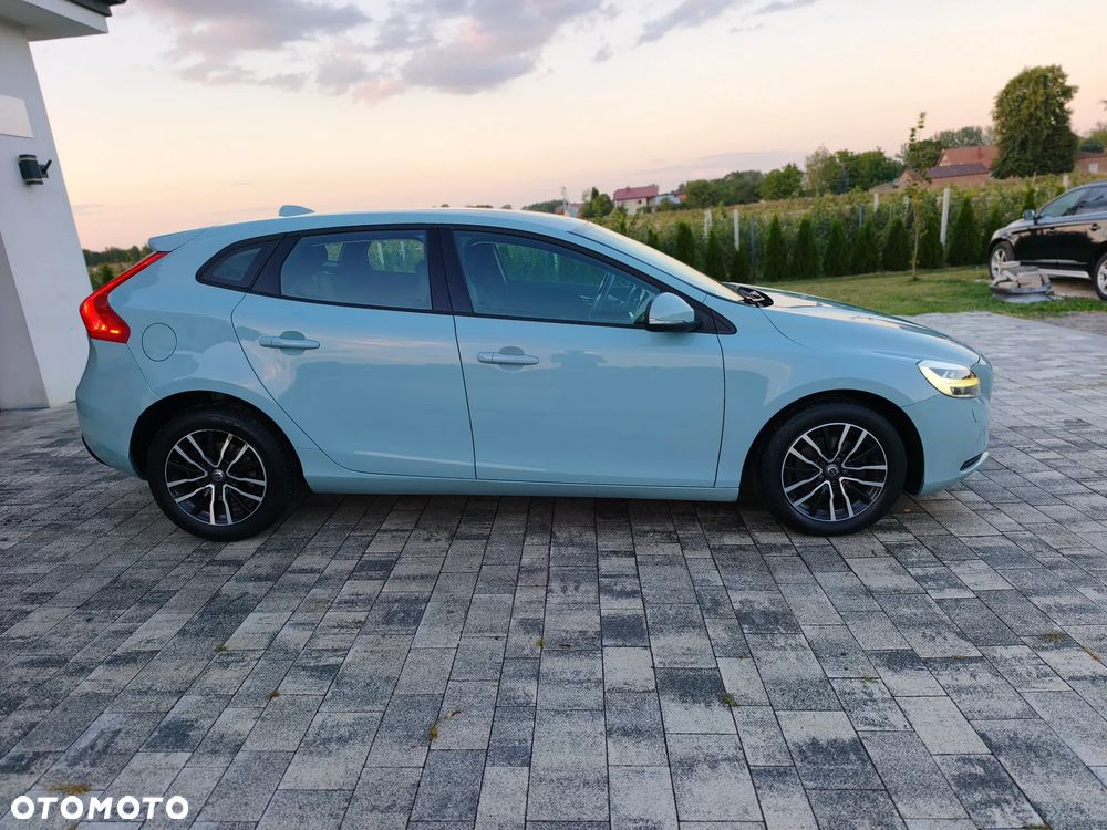 Volvo V40 D2 Drive-E Momentum - 7