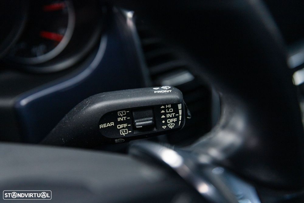 Porsche Panamera Standard - 33