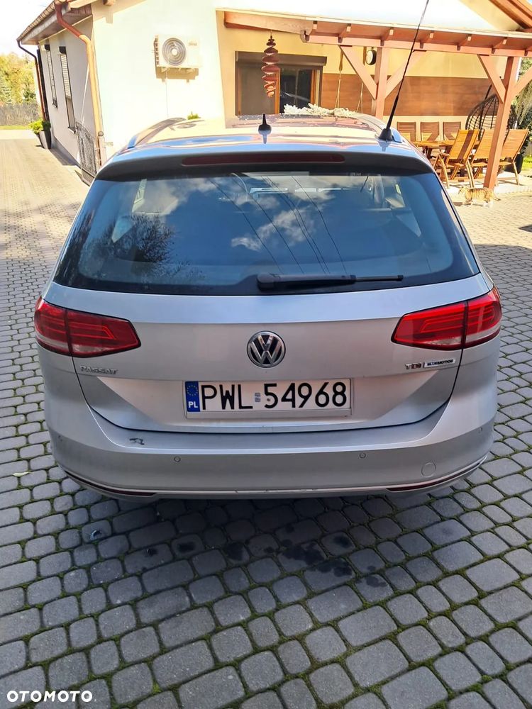 Volkswagen Passat - 5