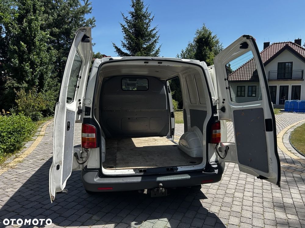 Volkswagen TRANSPORTER T5 - 6