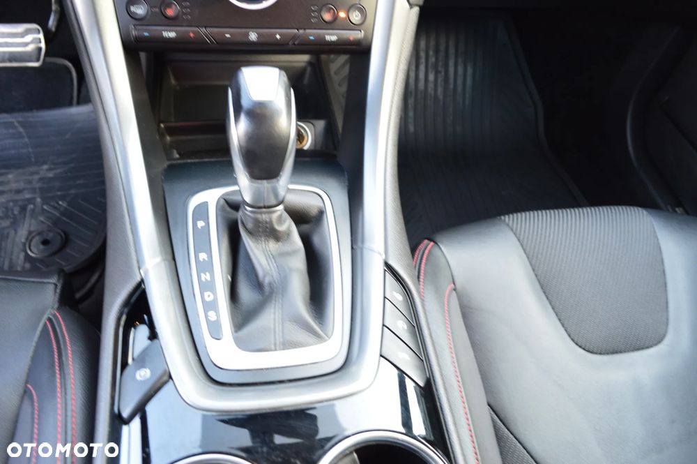 Ford Mondeo 2.0 TDCi Bi-Turbo PowerShift-Aut ST-Line - 29
