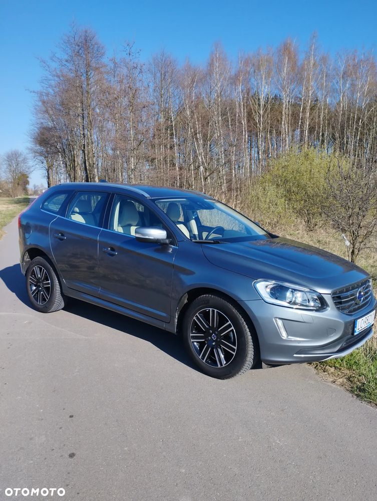 Volvo XC 60 D4 Momentum - 10