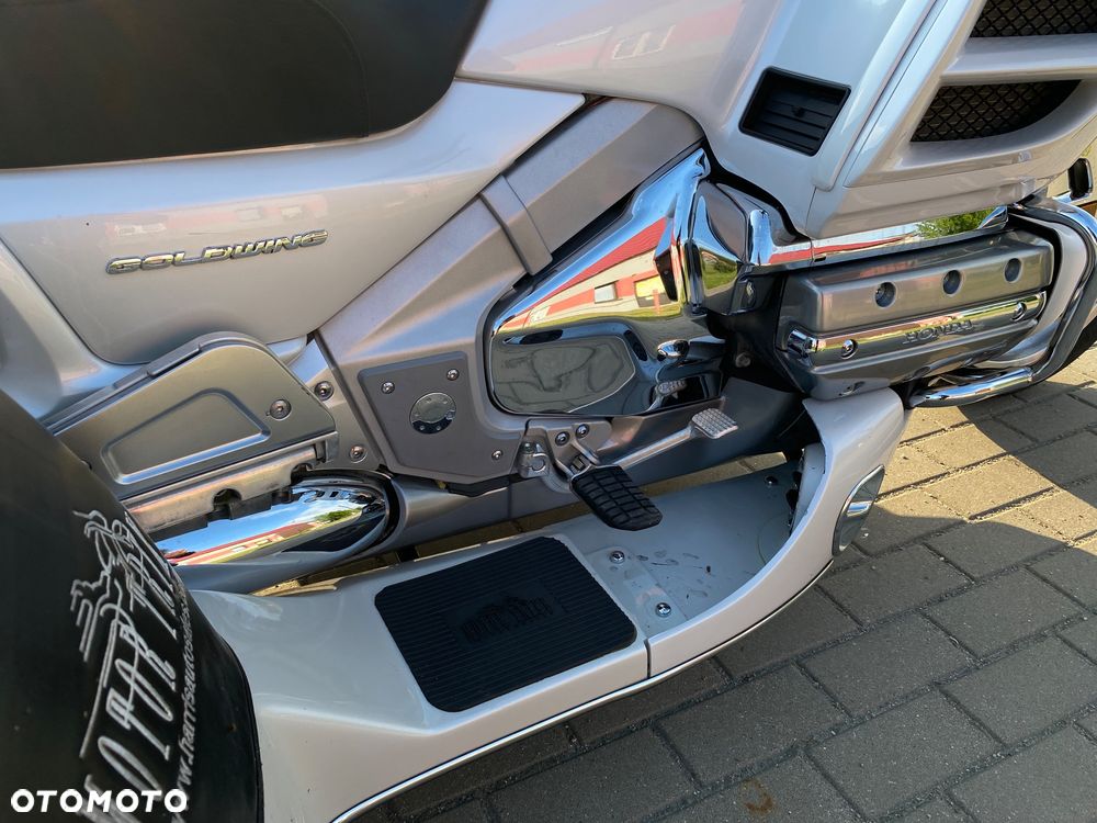 Honda GL - 9