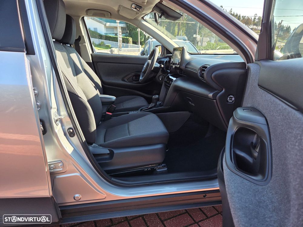 Toyota Yaris Cross 1.5 HDF Comfort - 13