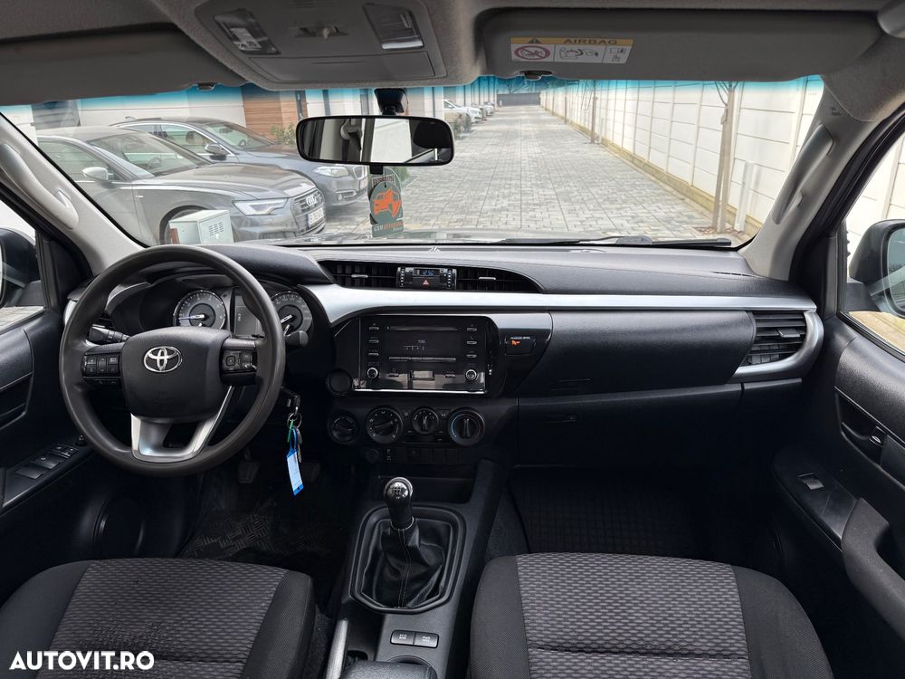 Toyota Hilux 4x4 Double Cab Comfort - 5