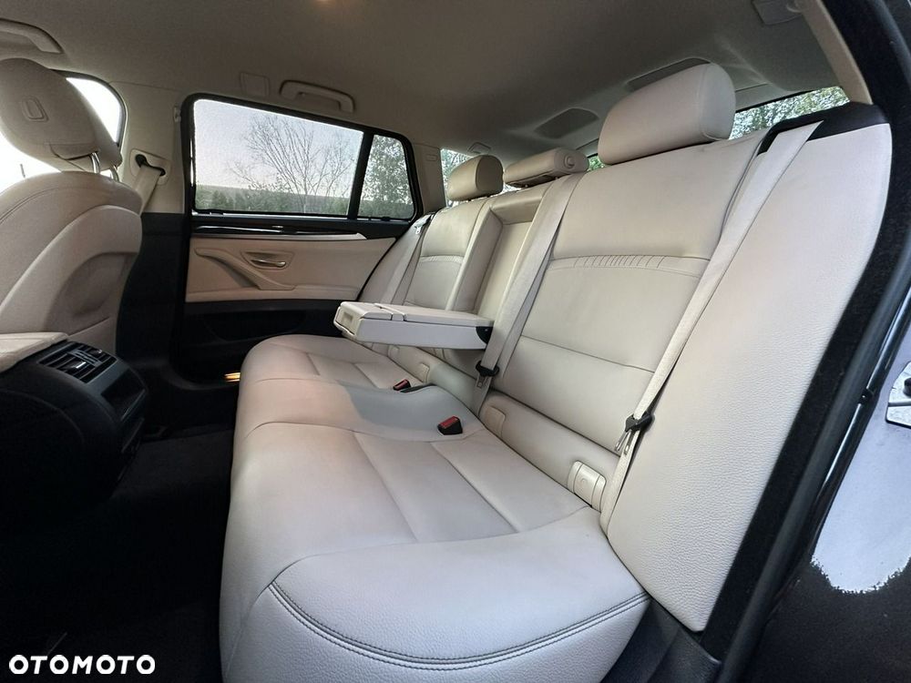 BMW Seria 5 - 12