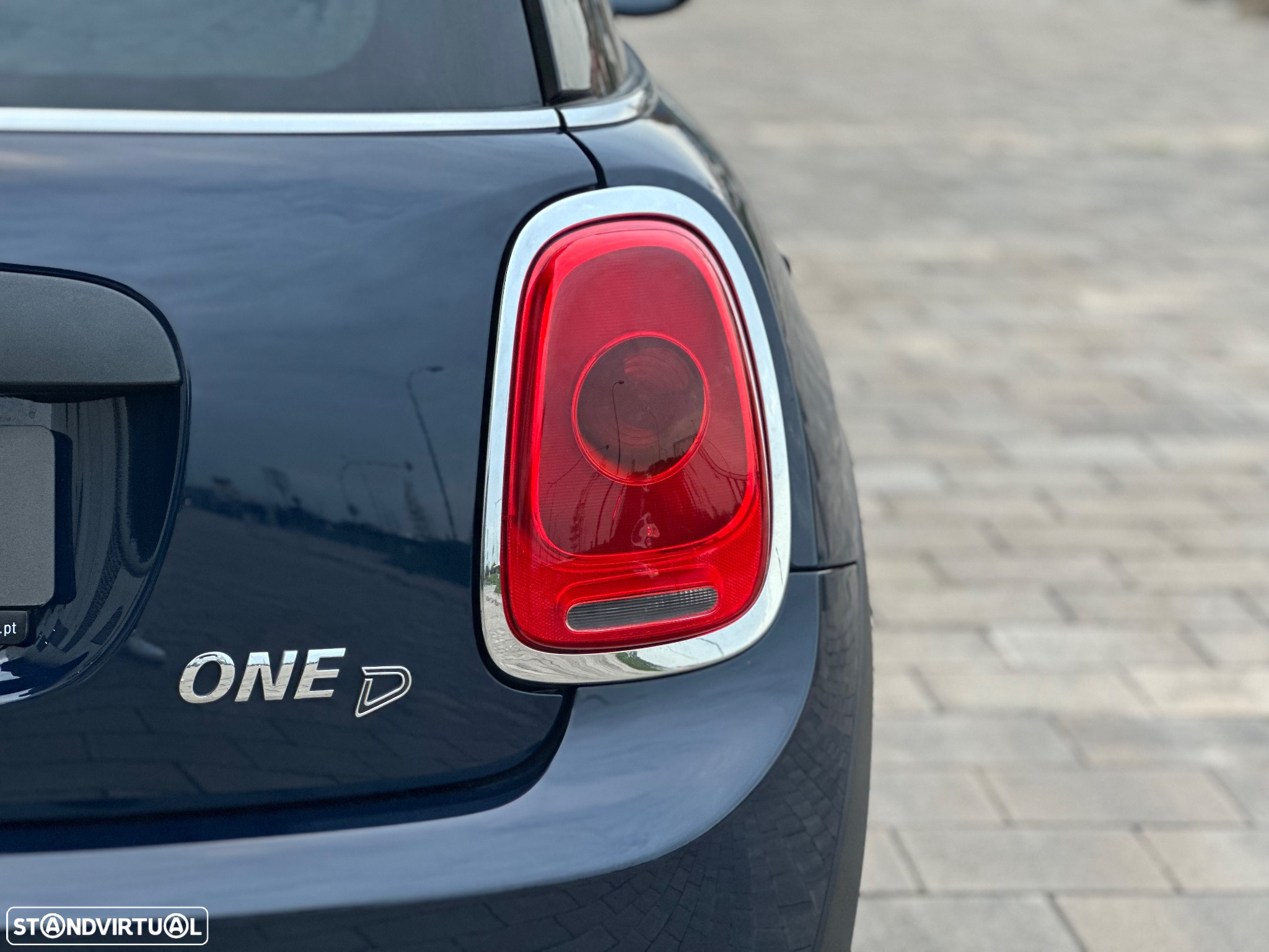 MINI 3 Portas One D - 11