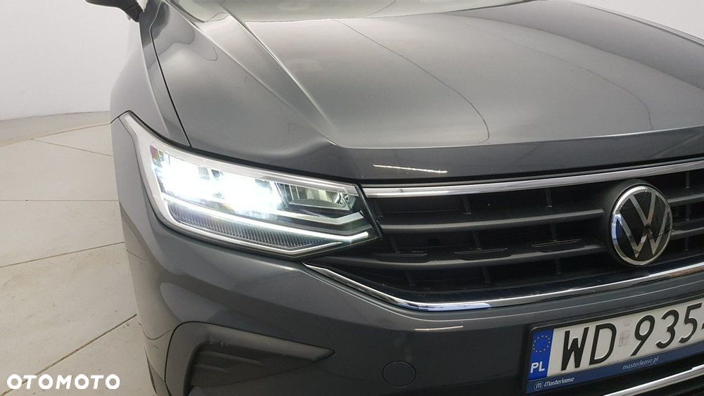 Volkswagen Tiguan - 11