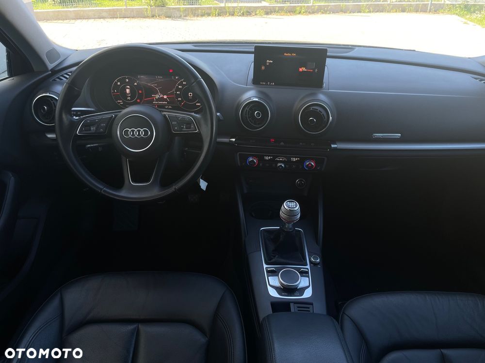 Audi A3 Sportback - 19