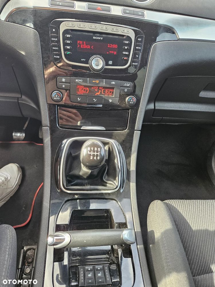 Ford Galaxy 2.0 TDCi Titanium - 11