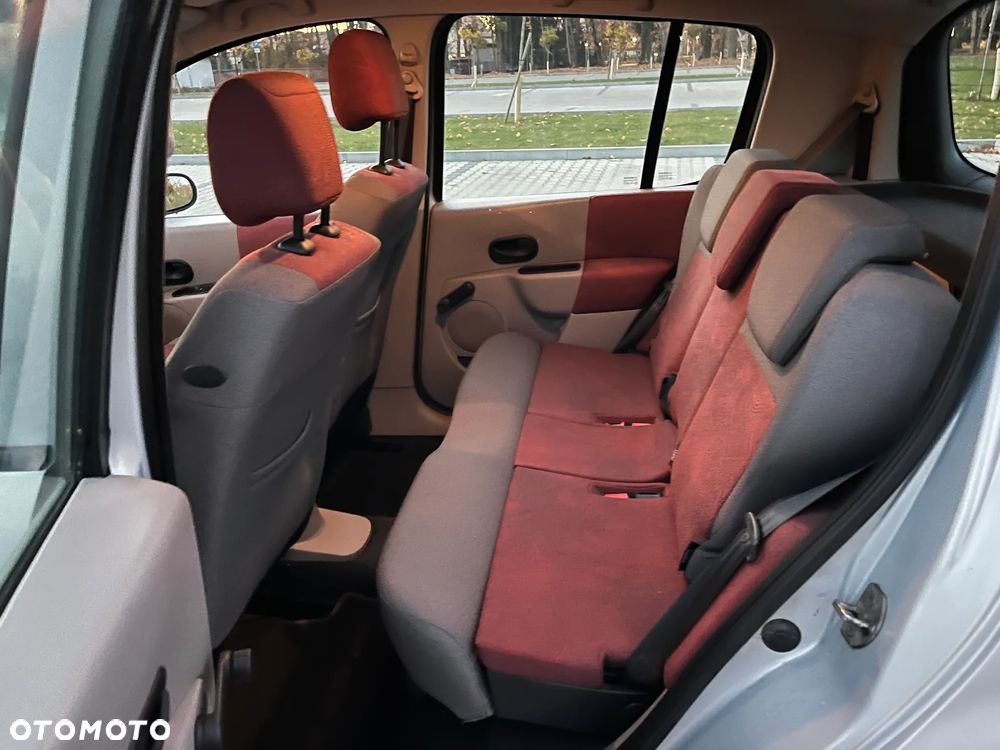 Renault Modus 1.6 16V Cite - 19