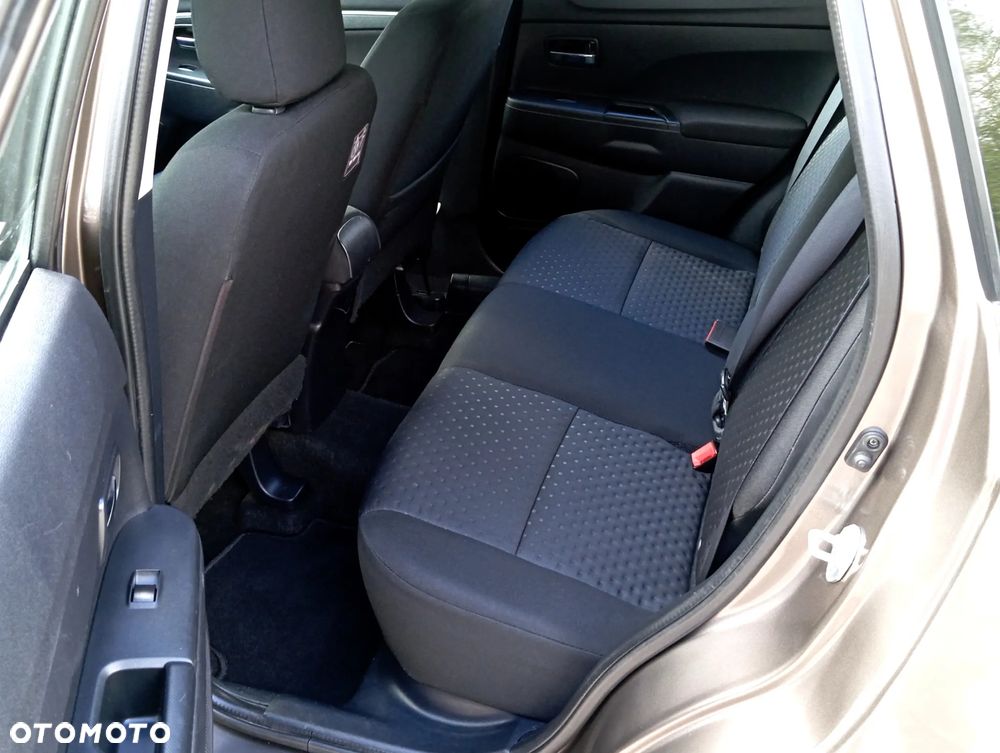 Mitsubishi ASX 1.6 2WD Edition - 15