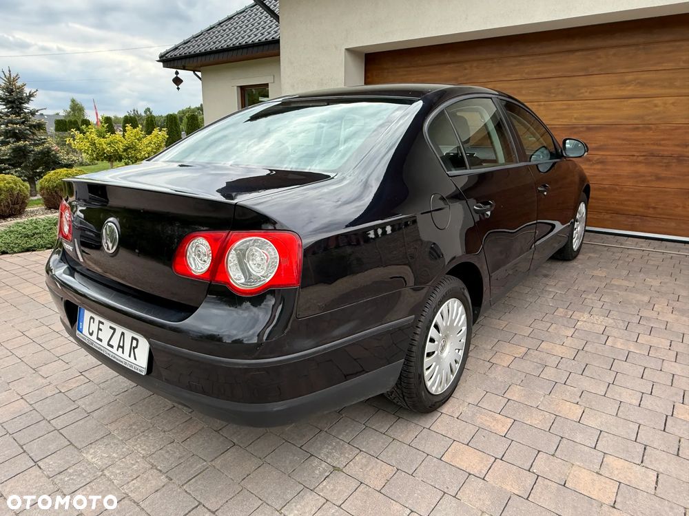 Volkswagen Passat - 5
