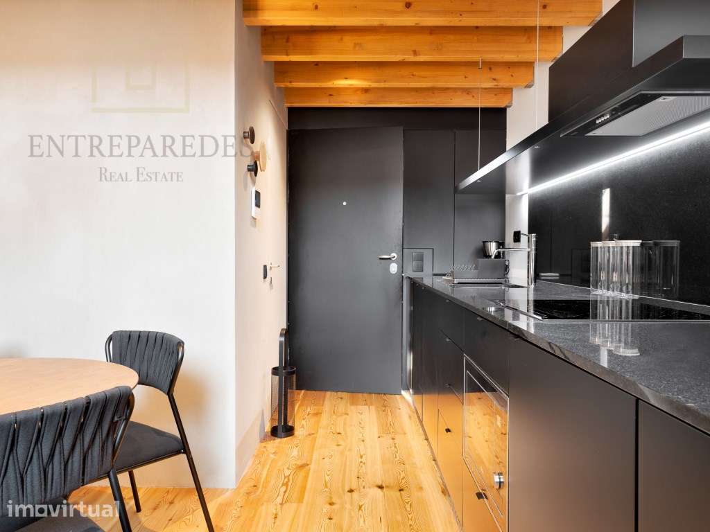 Apartamento T0+1 duplex mezzanine em empreendimento classificado no... - Grande imagem: 2/41