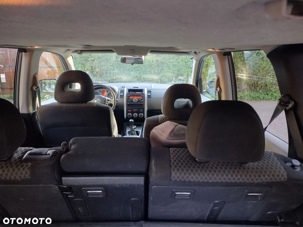 Nissan X-Trail 2.0 4x4 XE - 8