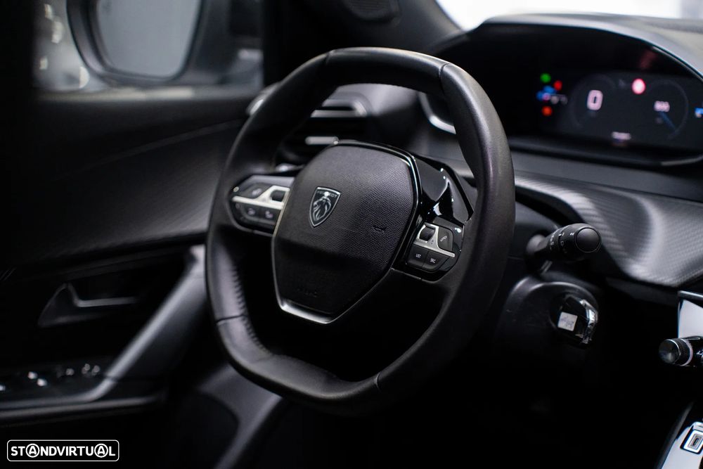 Peugeot 2008 PureTech 100 Allure - 27