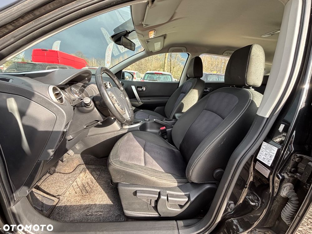 Nissan Qashqai 2.0 4x4 Tekna - 16