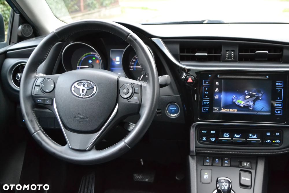 Toyota Auris - 25